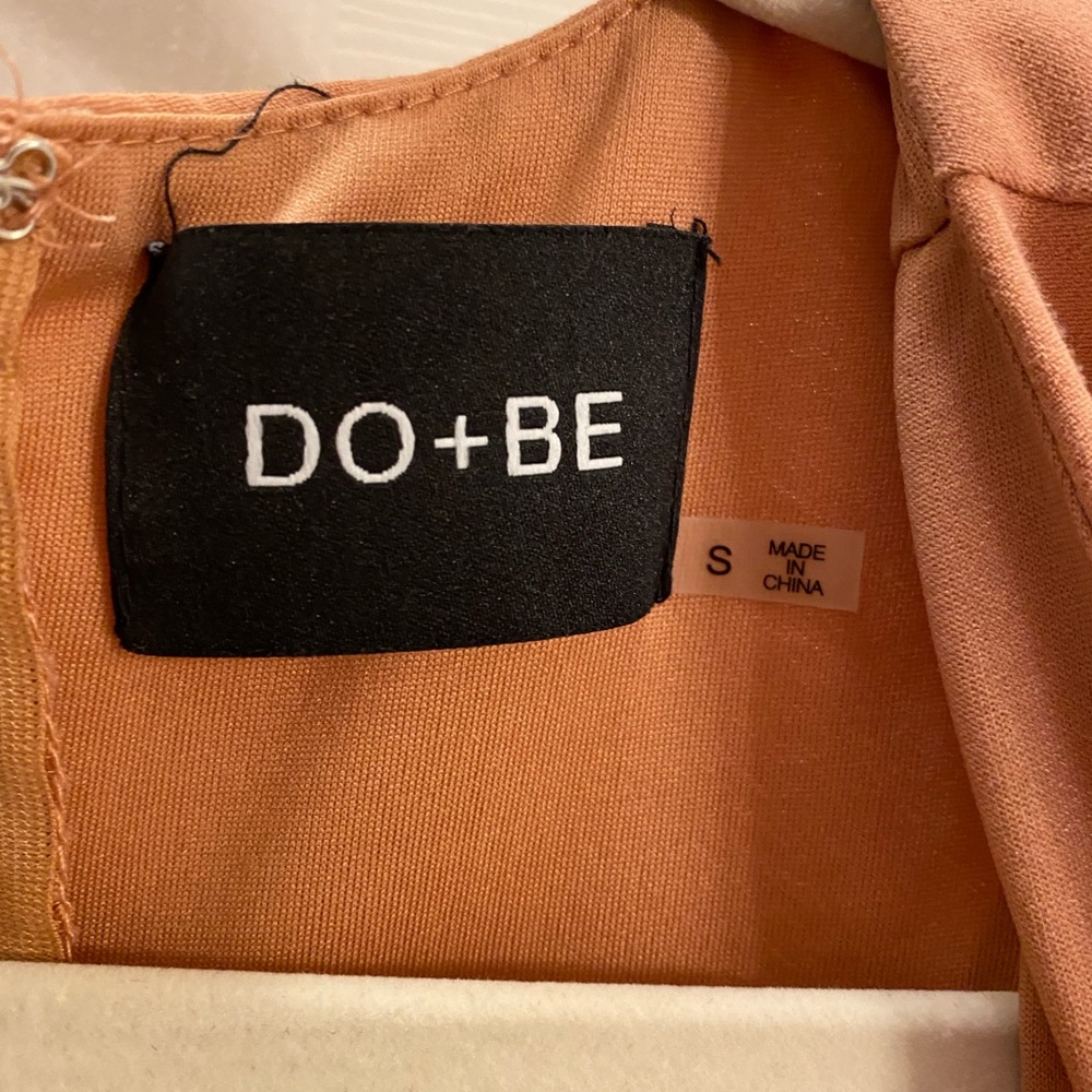 DO+BE. Size: Small. Color: Beige/Tan. - Picture 3 of 3